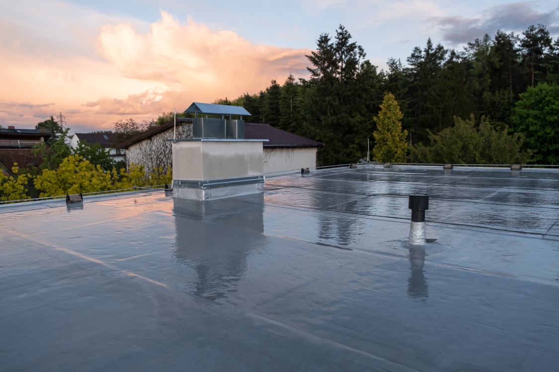 Pros and Cons of flat roofing in Billerica, MA